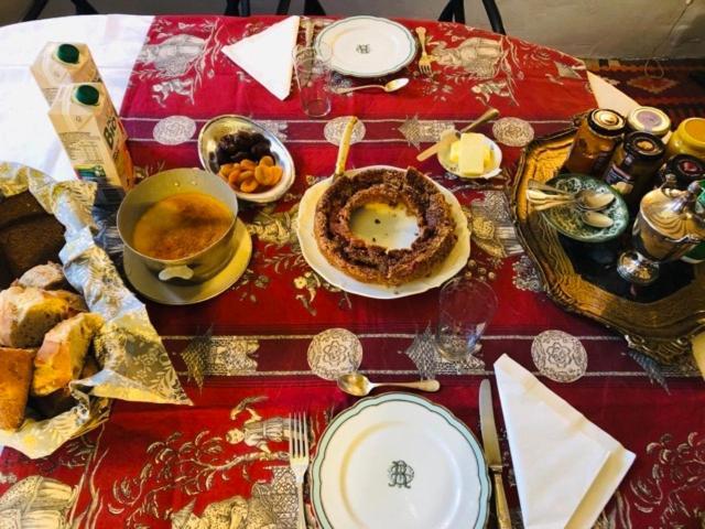 Maison D'Hotes "Les Volets Verts" Et Sa Brocante Ecueille 외부 사진