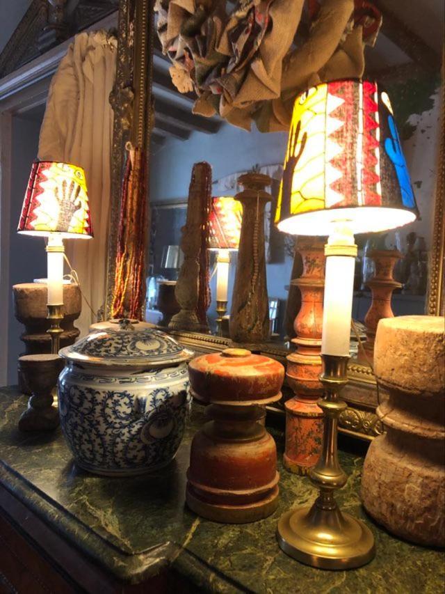 Maison D'Hotes "Les Volets Verts" Et Sa Brocante Ecueille 외부 사진